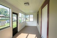 742 Ave F, Council Bluffs, IA 51503