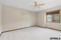 15921 Nottingham Drive, Omaha, NE 68118