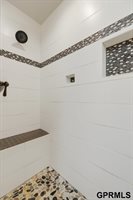 15921 Nottingham Drive, Omaha, NE 68118