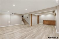 15921 Nottingham Drive, Omaha, NE 68118