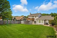 15921 Nottingham Drive, Omaha, NE 68118