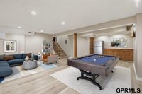 15921 Nottingham Drive, Omaha, NE 68118