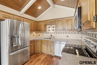 15921 Nottingham Drive, Omaha, NE 68118