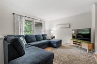 1255 103rd Avenue, Plainwell, MI 49080