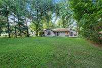 1255 103rd Avenue, Plainwell, MI 49080