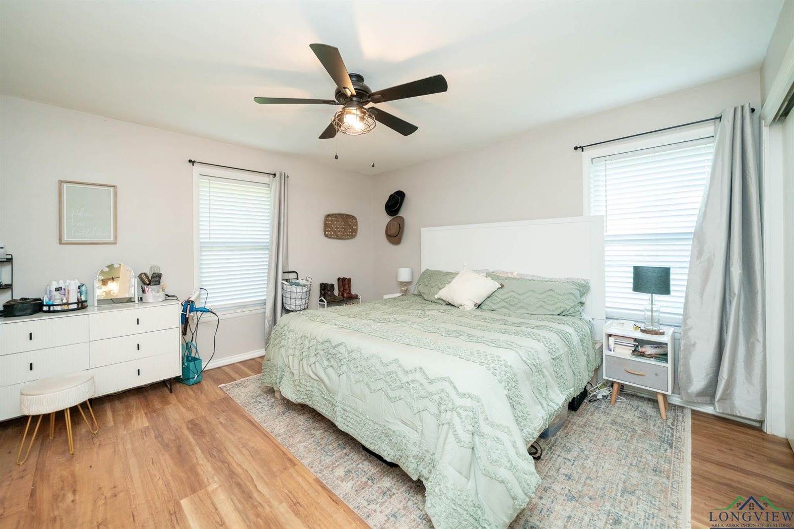 1057 Suburban Acres Rd, Marshall, TX 75672