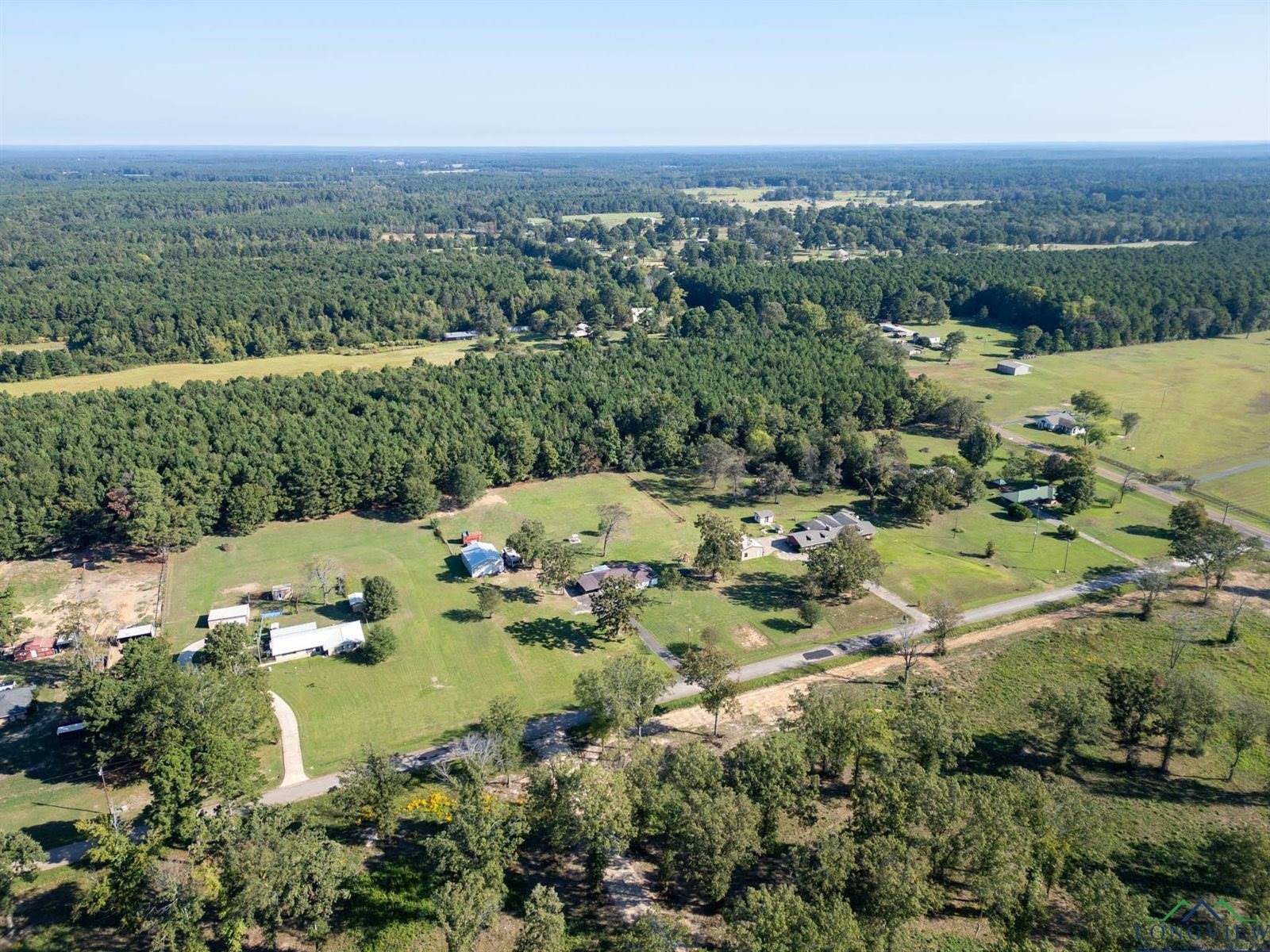 1057 Suburban Acres Rd, Marshall, TX 75672