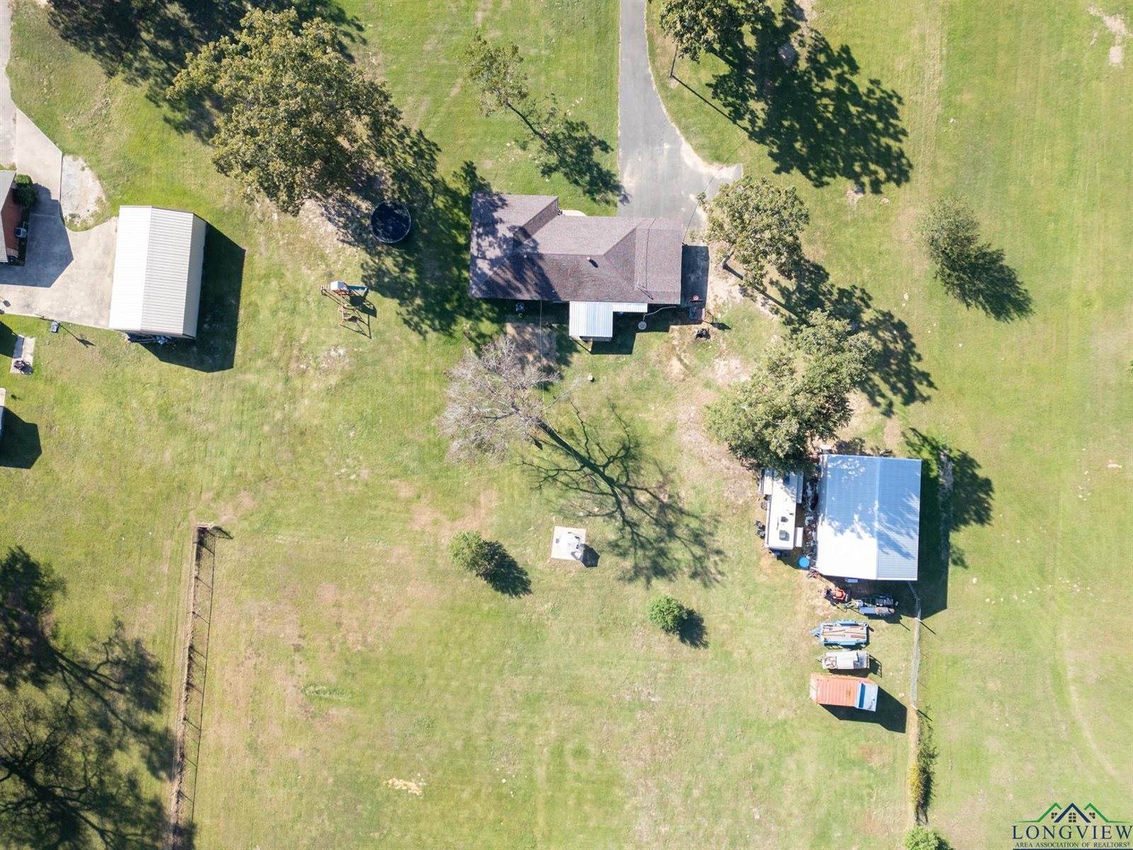 1057 Suburban Acres Rd, Marshall, TX 75672