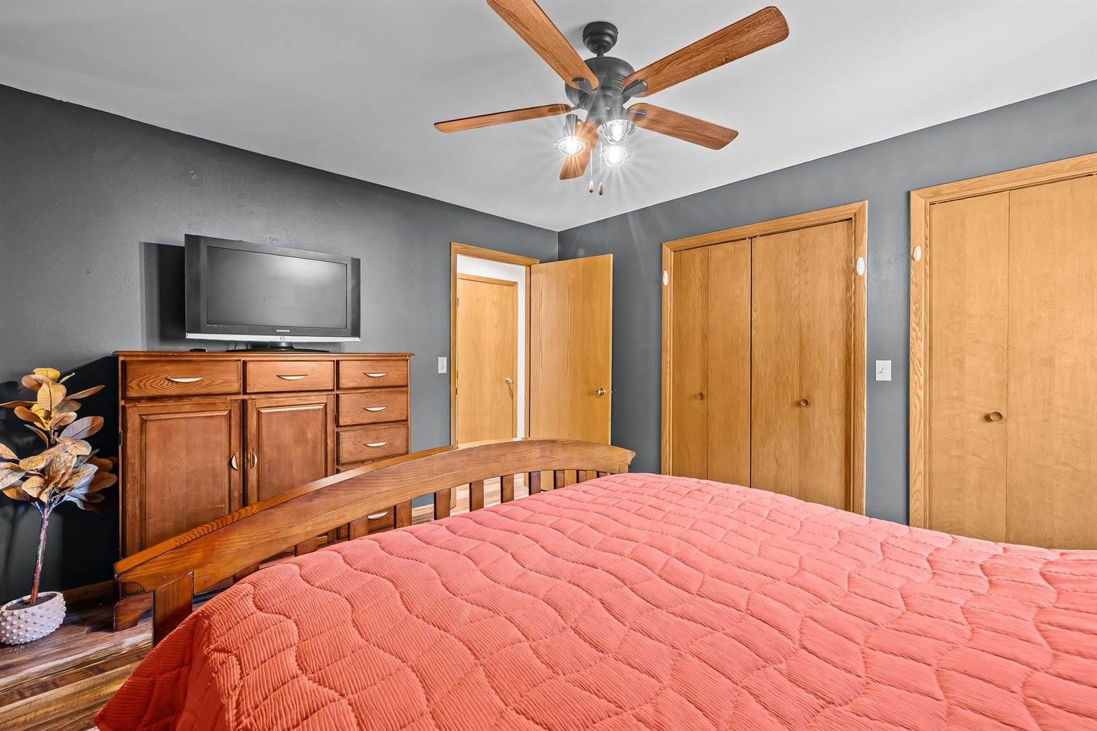 1441 Mulberry Drive, Plover, WI 54467