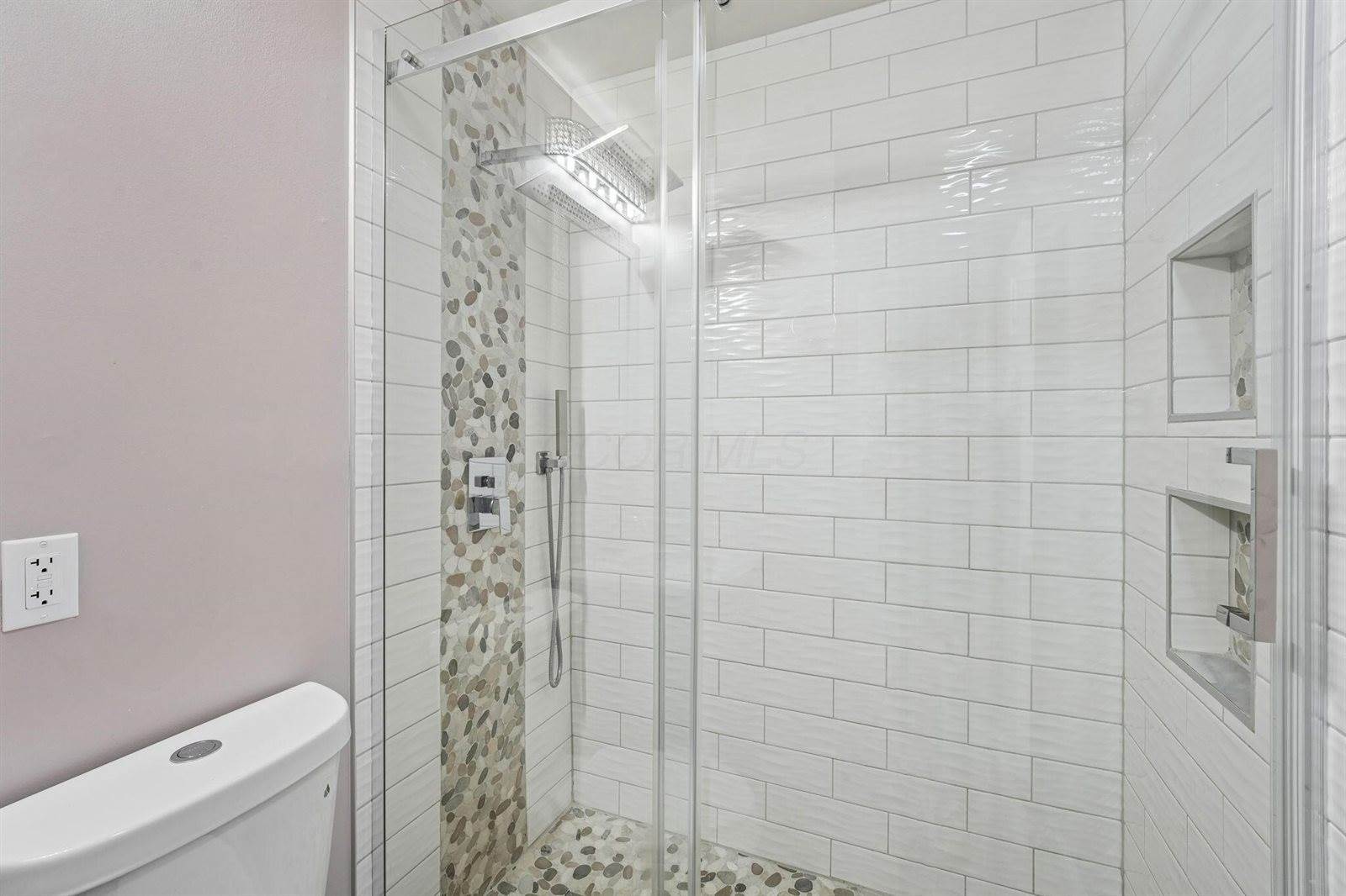 3945 Dillon Drive, Columbus, OH 43227