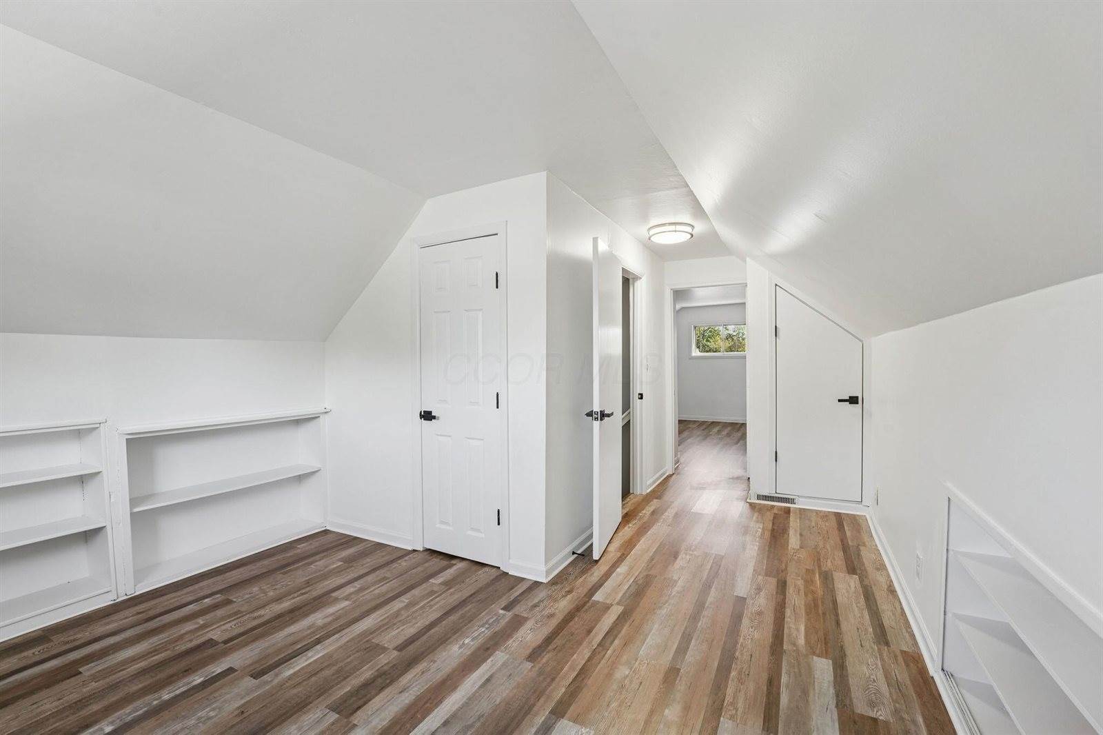 3945 Dillon Drive, Columbus, OH 43227