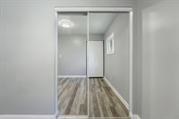 3945 Dillon Drive, Columbus, OH 43227