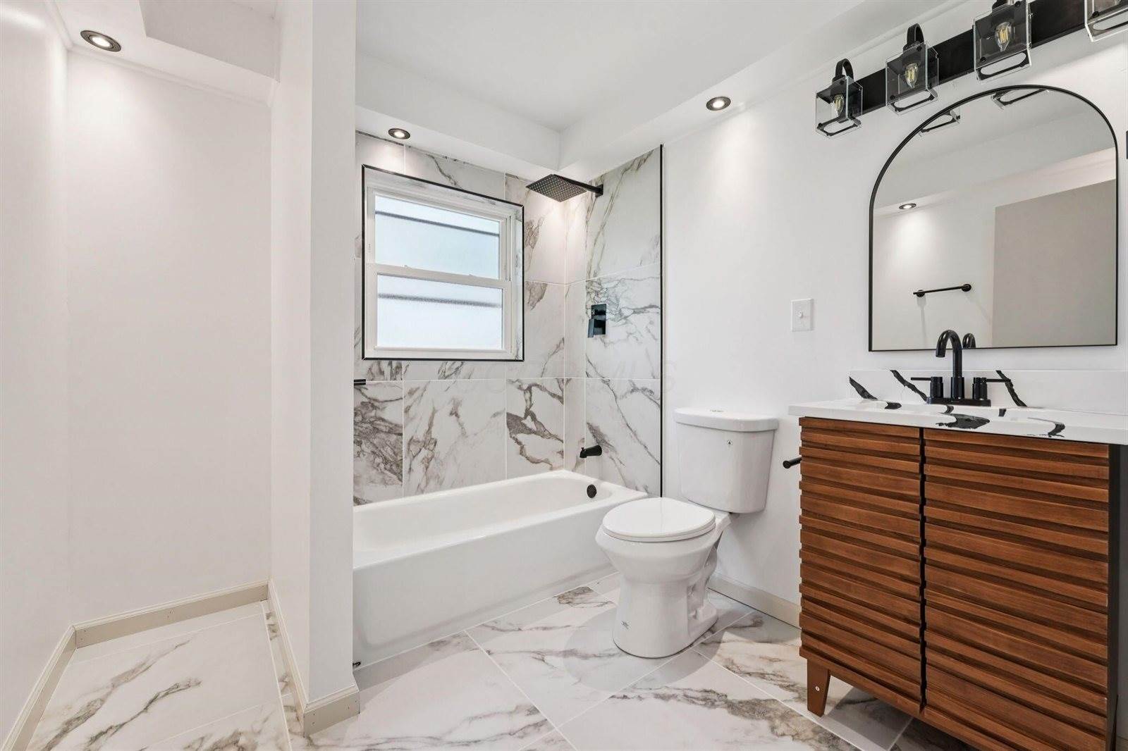 1218 Cardamon Place, Galloway, OH 43119