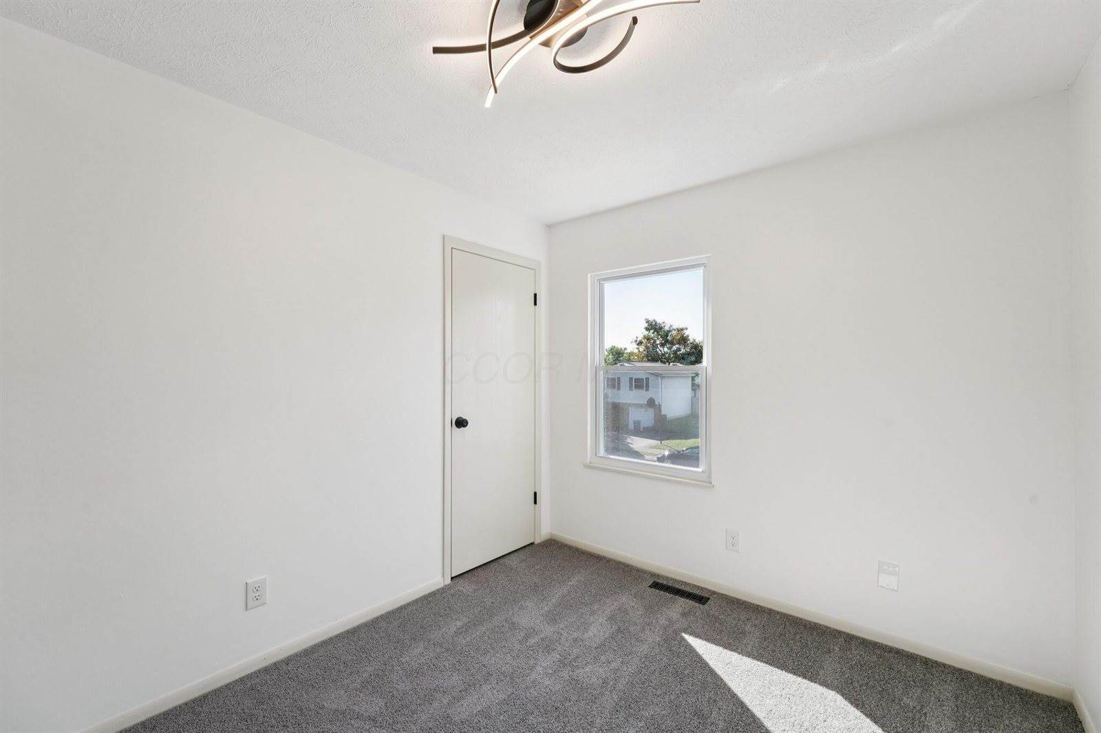 1218 Cardamon Place, Galloway, OH 43119