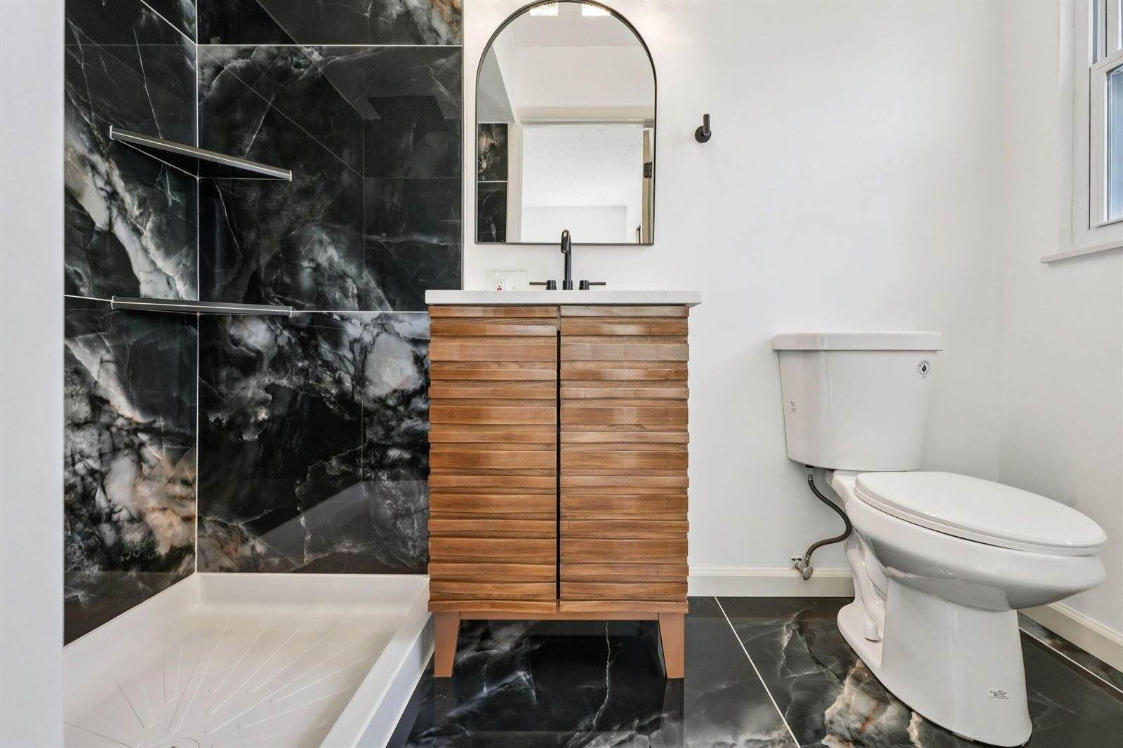 1218 Cardamon Place, Galloway, OH 43119