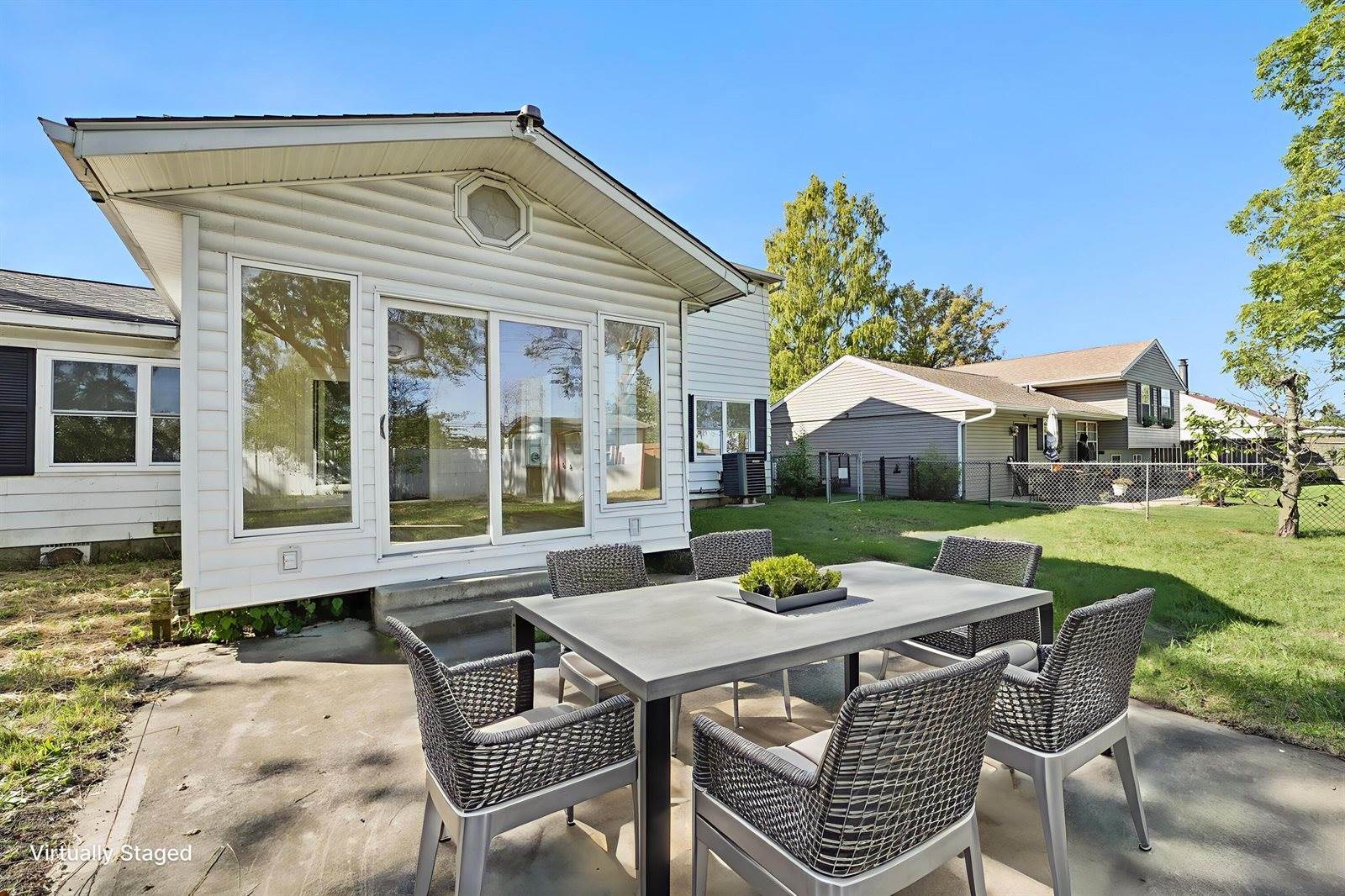 1218 Cardamon Place, Galloway, OH 43119