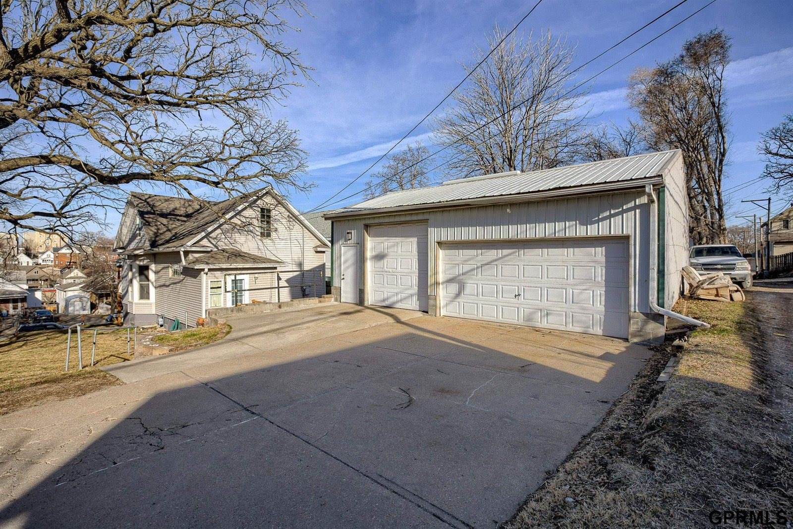 2319 South 12 Street, Omaha, NE 68108
