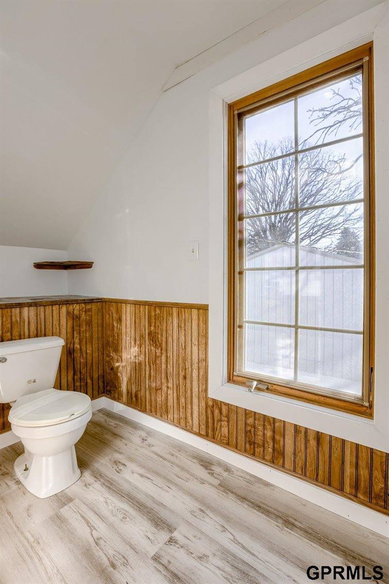 2319 South 12 Street, Omaha, NE 68108