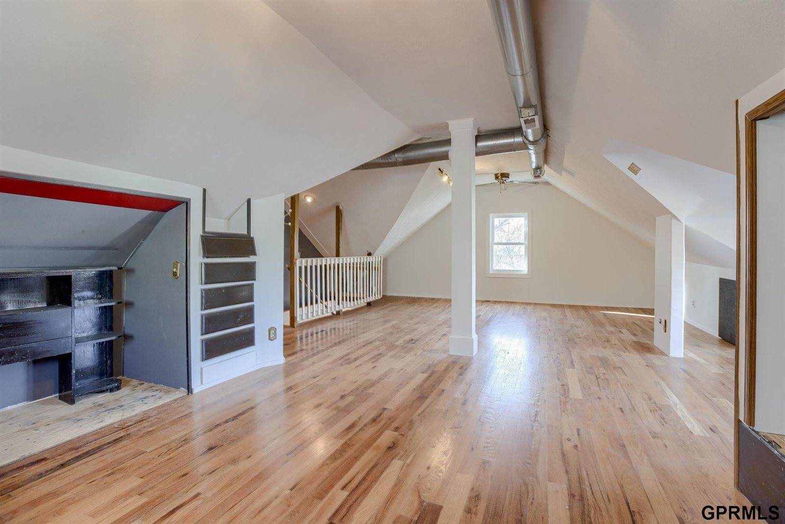 2319 South 12 Street, Omaha, NE 68108