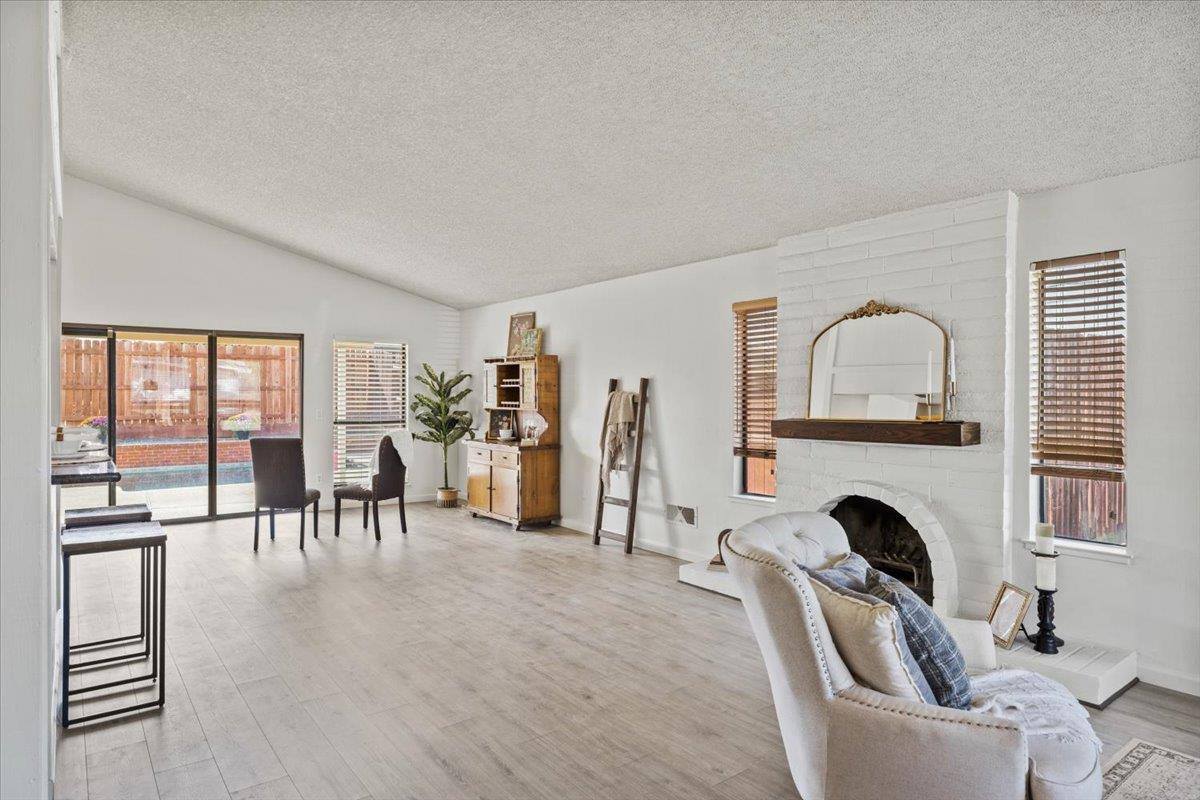 6798 Mannerly Way, Citrus Heights, CA 95621