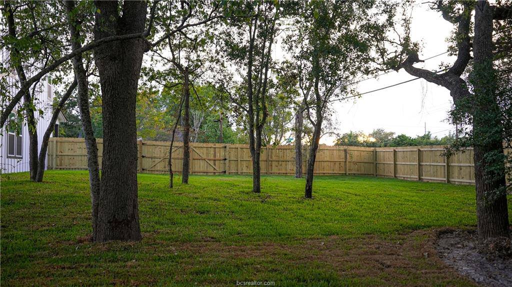 1618 Robeson, Bryan, TX 77803