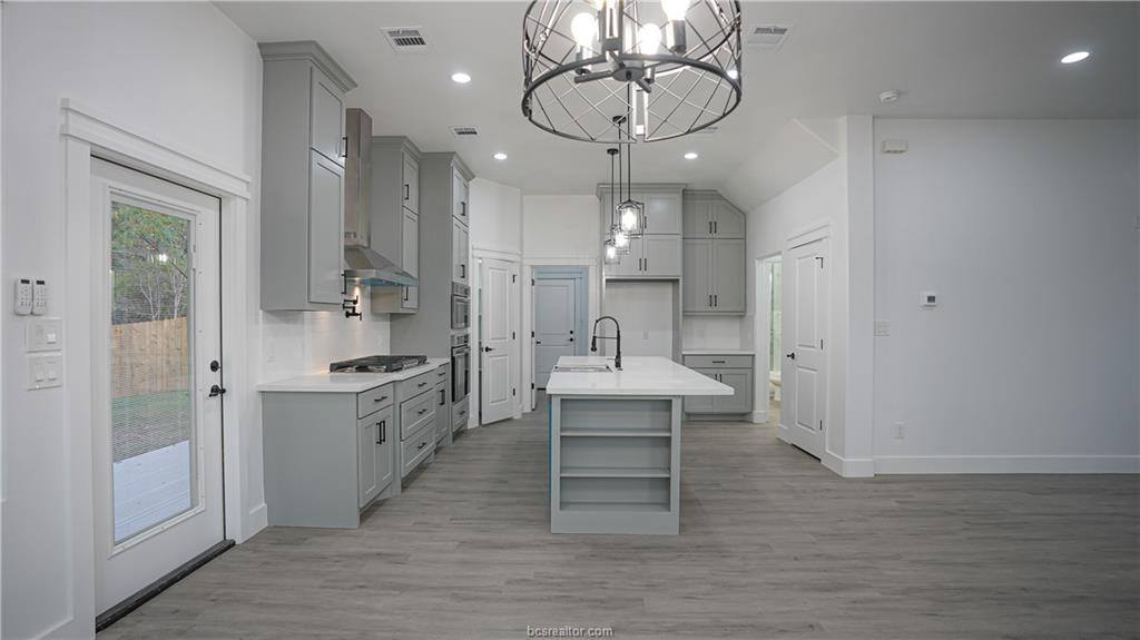 1618 Robeson, Bryan, TX 77803