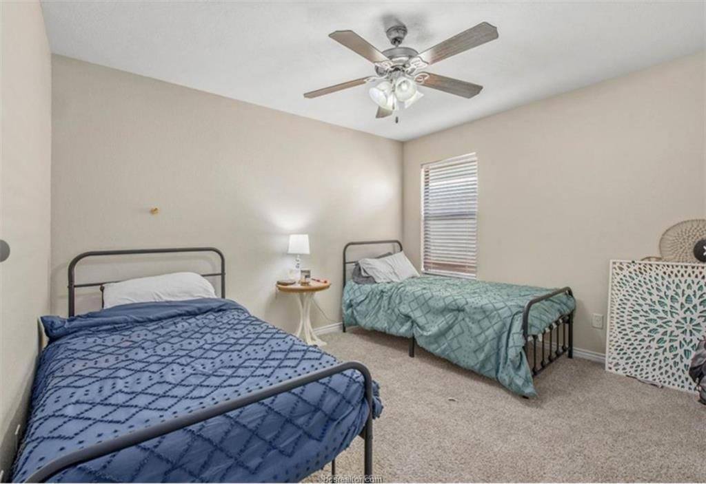 215 Simi Drive, College Station, TX 77845