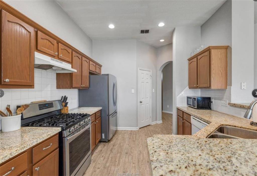 15128 Meredith Lane, College Station, TX 77845