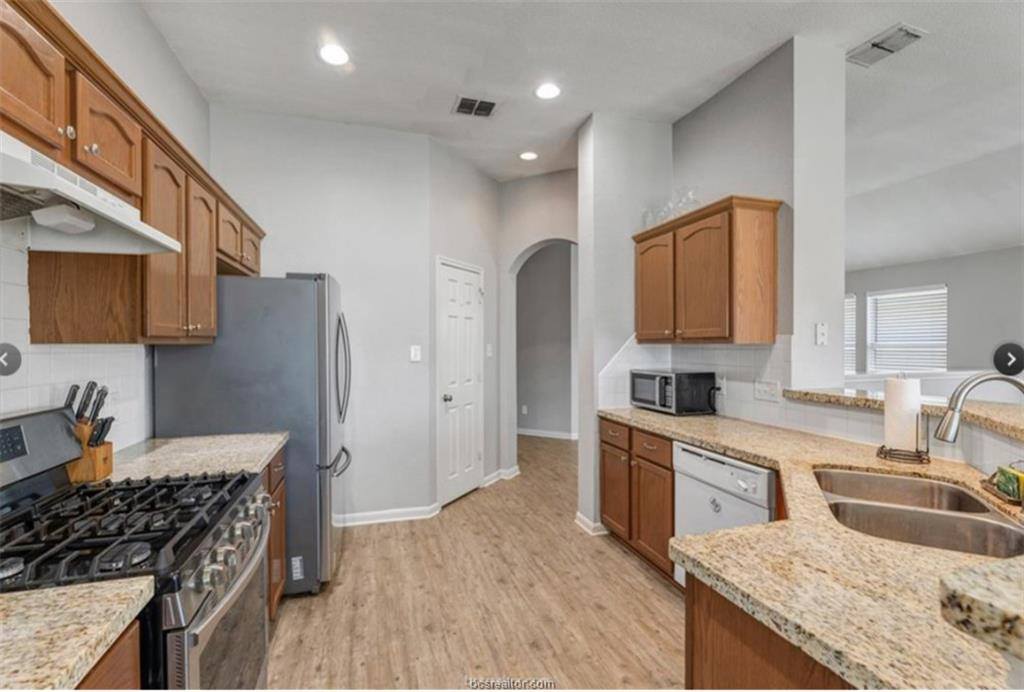 15128 Meredith Lane, College Station, TX 77845