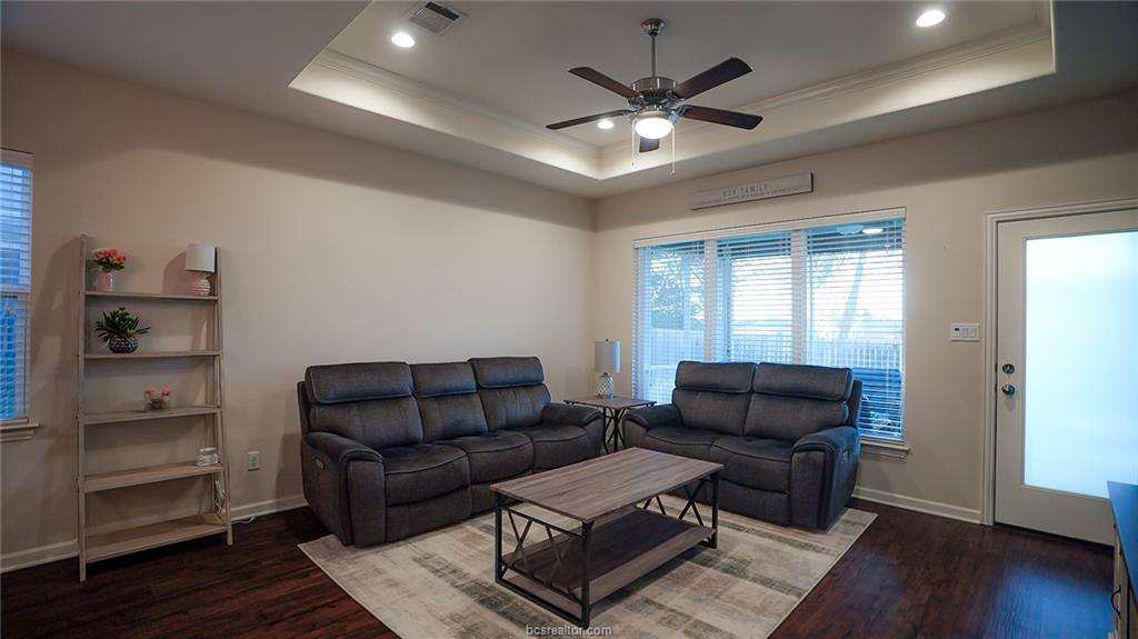 2113 Mountain Wind Loop, Bryan, TX 77807