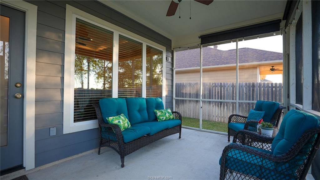 2113 Mountain Wind Loop, Bryan, TX 77807