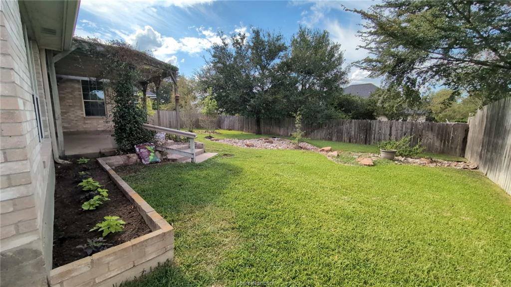 307 Stoney Hills Court, College Station, TX 77845