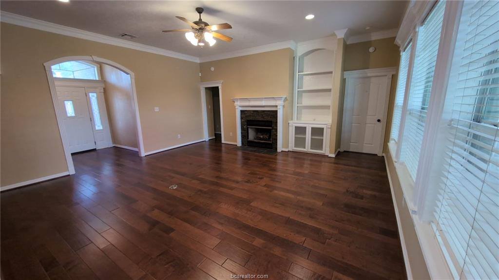 307 Stoney Hills Court, College Station, TX 77845