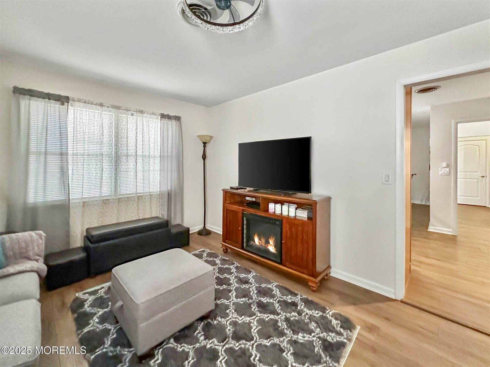 37 Brookfield Court, Toms River, NJ 08757