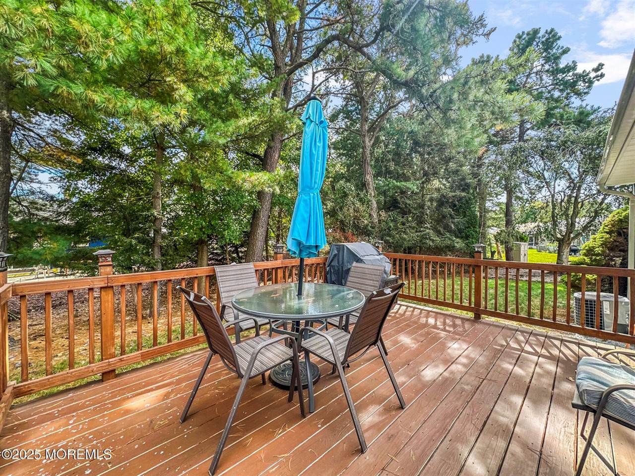 37 Brookfield Court, Toms River, NJ 08757