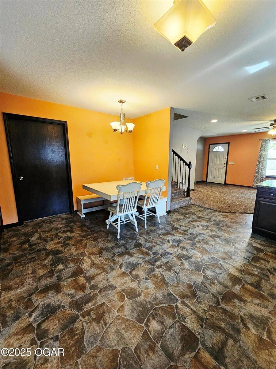 1707 North Elm Street, Pittsburg, KS 66762