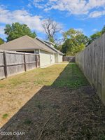 1707 North Elm Street, Pittsburg, KS 66762