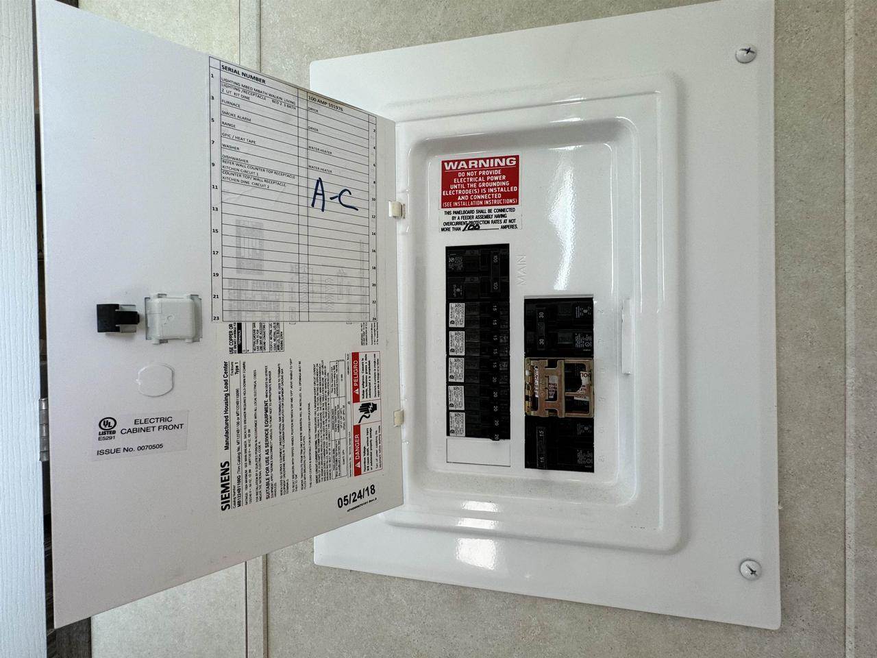 39 Hollywood Drive, Madison, WI 53713