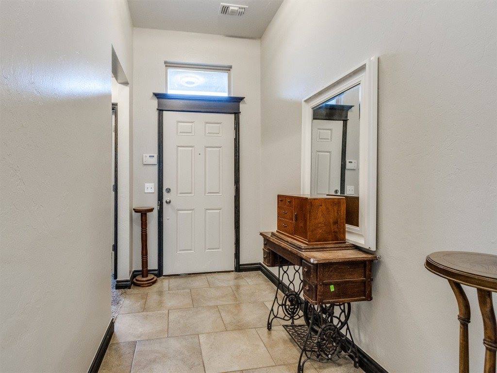 2109 Native Dancer Drive, Choctaw, OK 73020