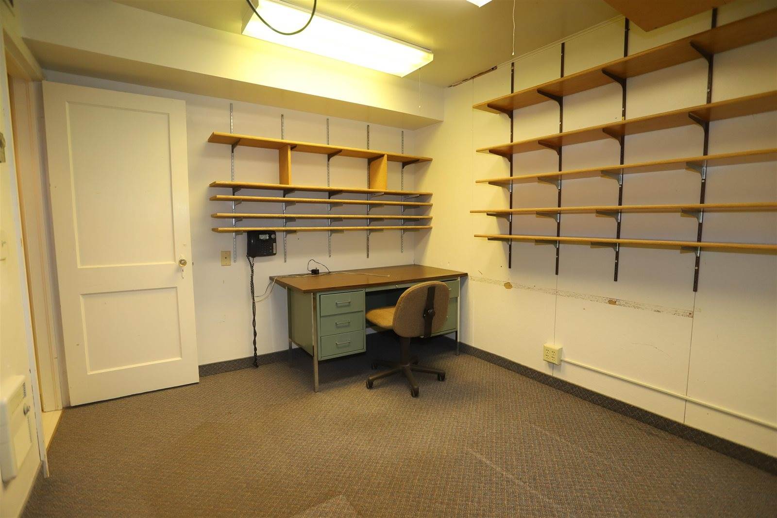 237 12th AV SE, Minot, ND 58701