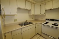 237 12th AV SE, Minot, ND 58701