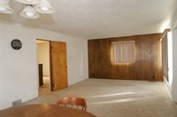 237 12th AV SE, Minot, ND 58701