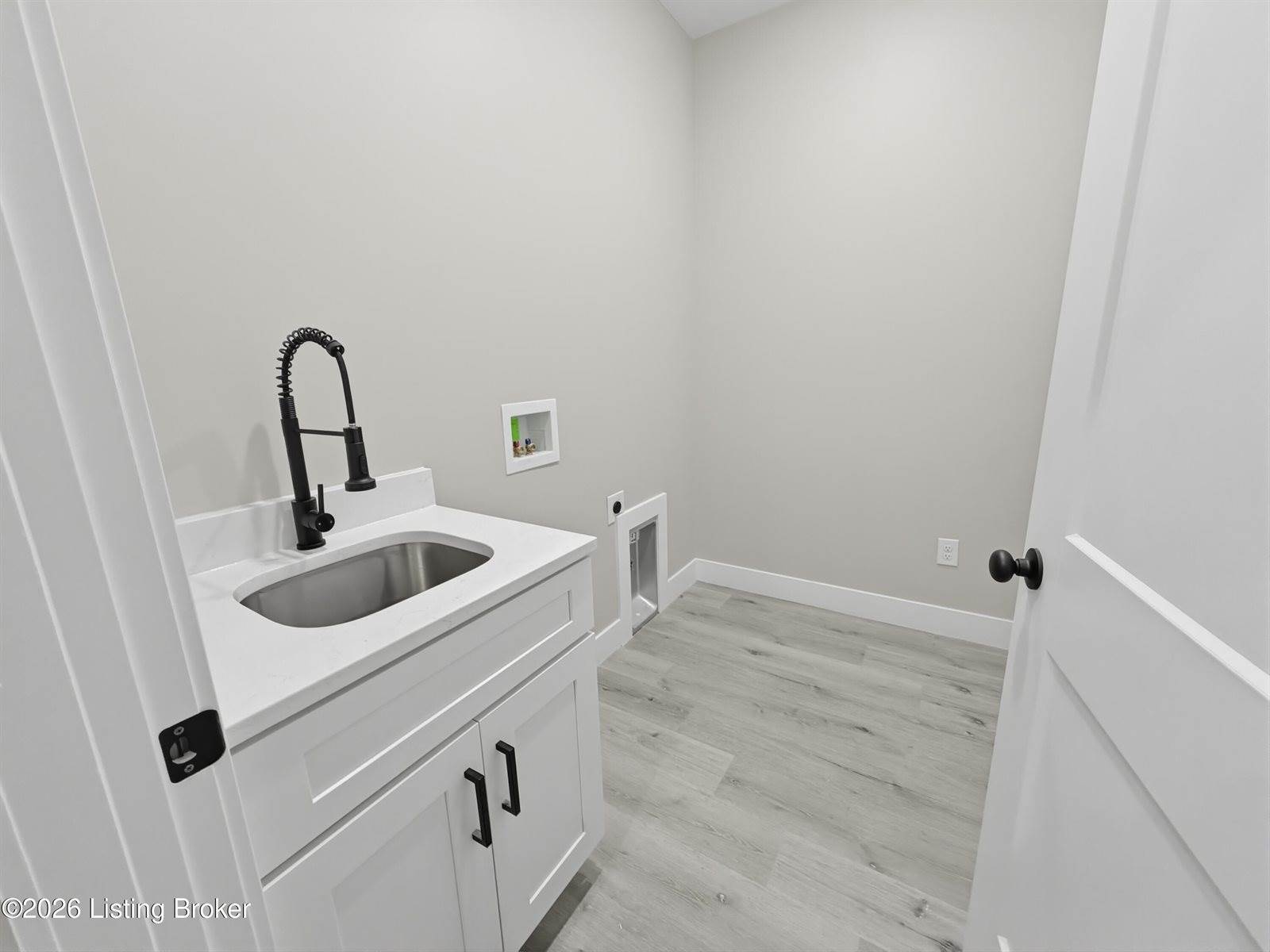 52 Betty Boyd Ln, Brandenburg, KY 40108