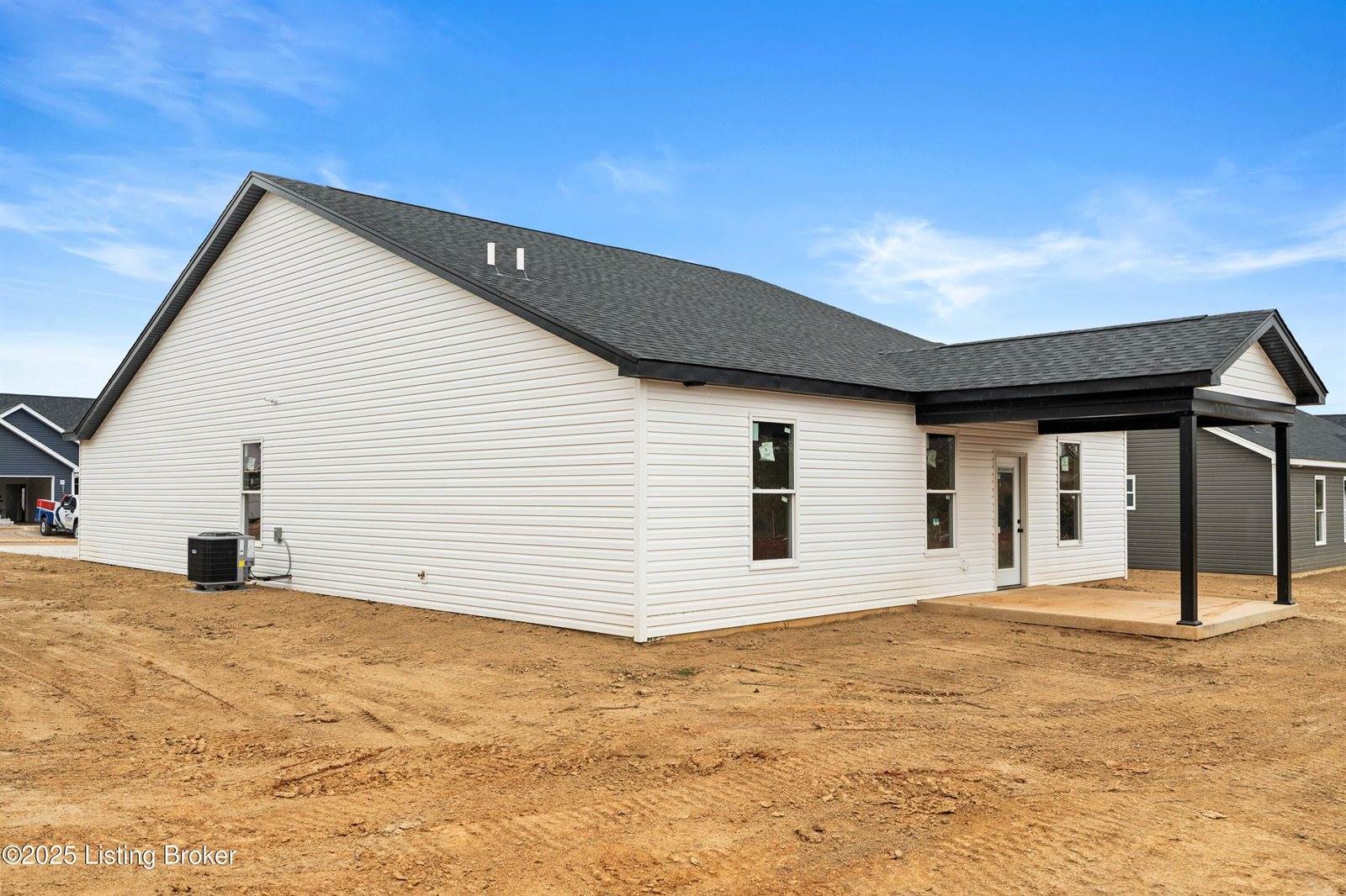 52 Betty Boyd Ln, Brandenburg, KY 40108