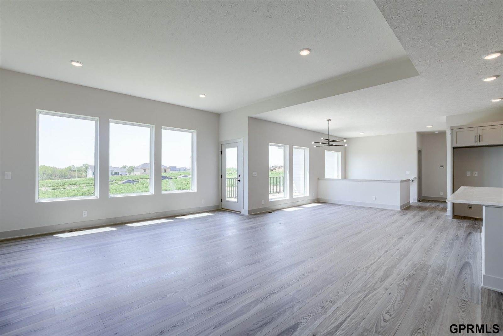 12768 Mormon Street, Omaha, NE 68142