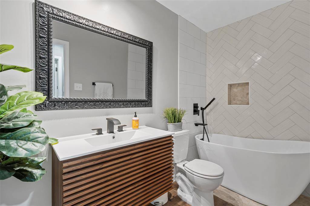 2801 North 42nd Street, Waco, TX 76710