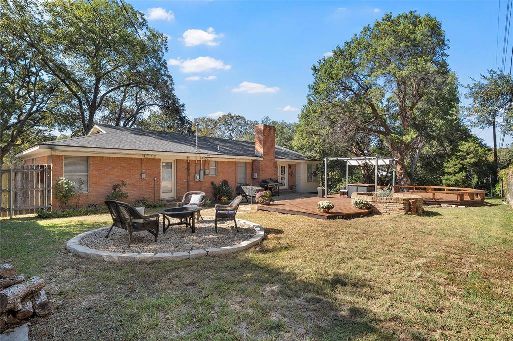 2801 North 42nd Street, Waco, TX 76710