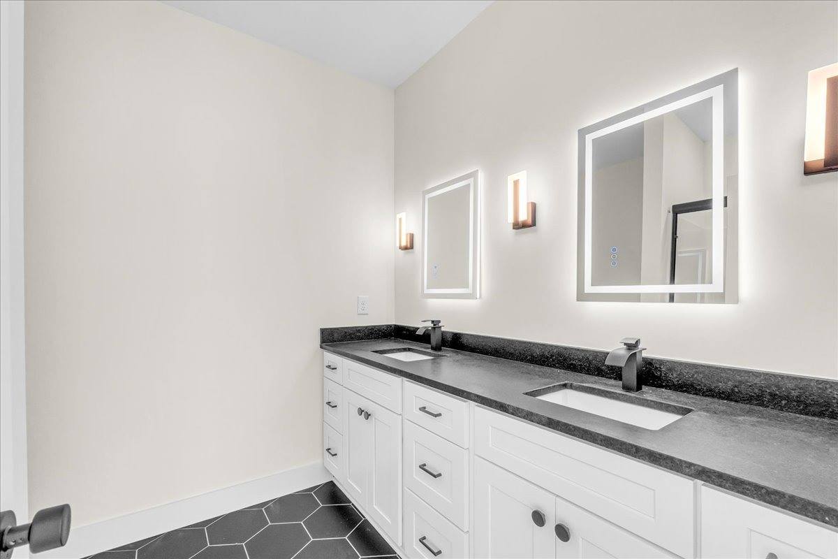 1053 Arch Cope Rd, Morrison, TN 37357