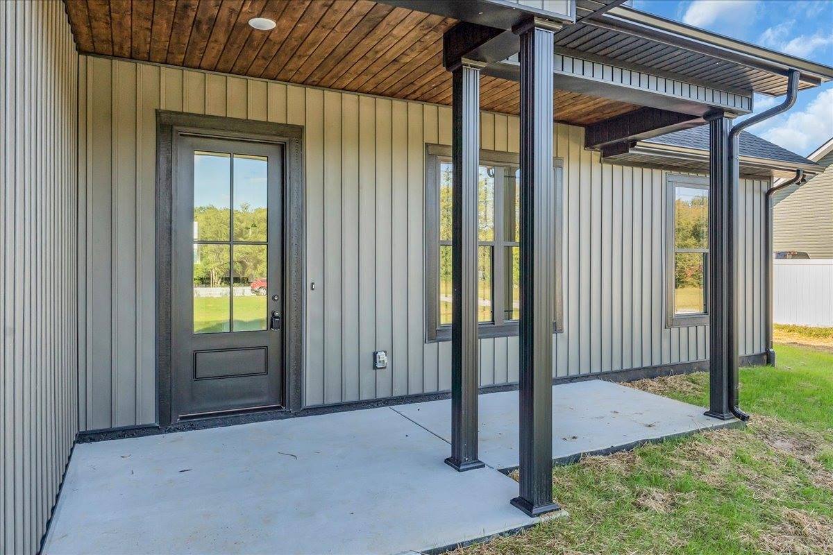 1053 Arch Cope Rd, Morrison, TN 37357