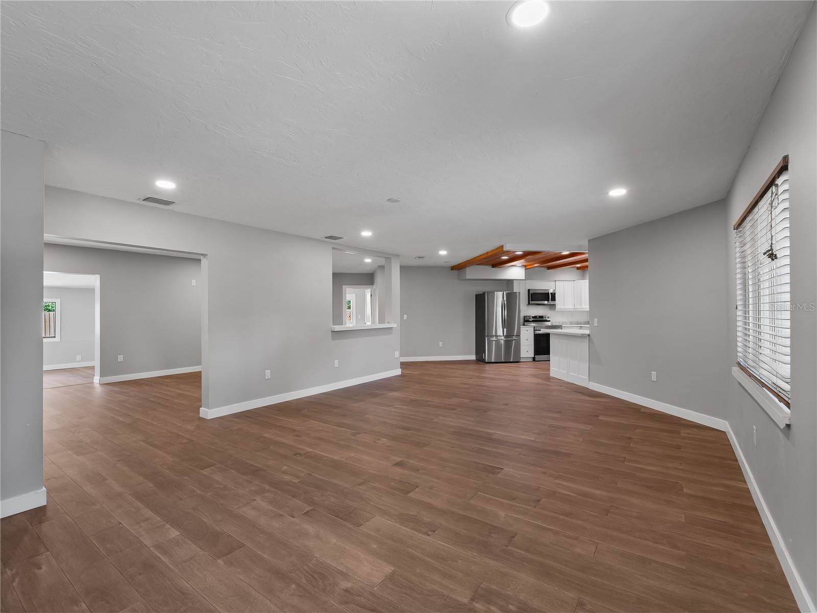 32 Bay Avenue, Osprey, FL 34229